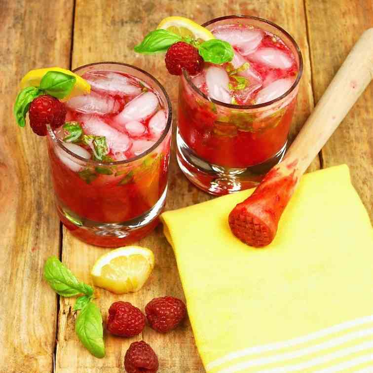 Raspberry Limoncello Cocktails