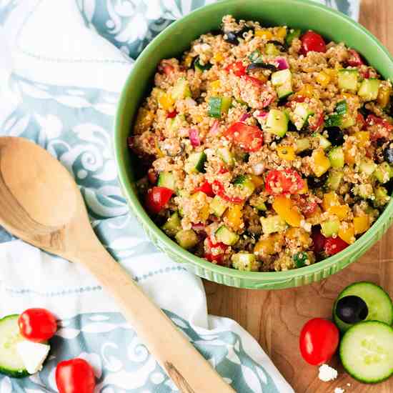 Easy Greek Quinoa Salad