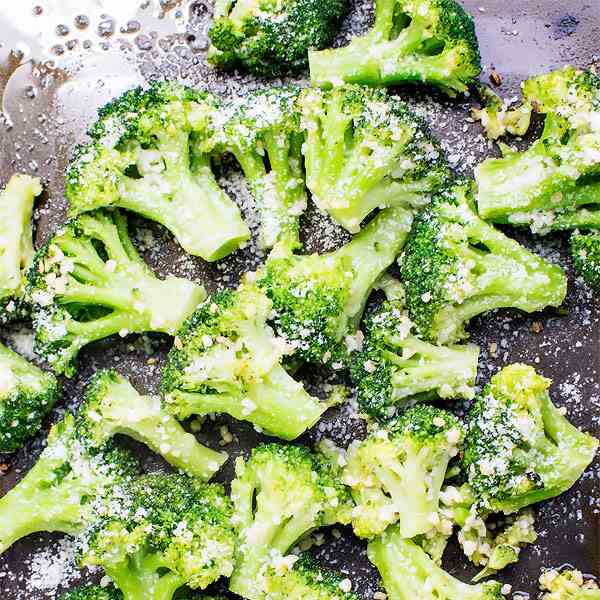 Garlic Parmesan Broccoli