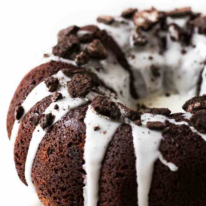 Chocolate Oreo Bundt Cake