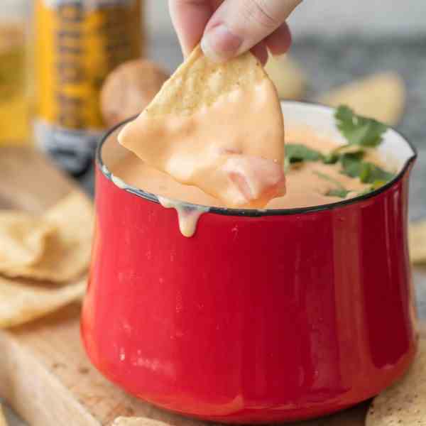 4 Ingredient Beer Can Queso