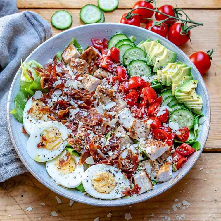 Easy Turkey Cobb Salad Recipe