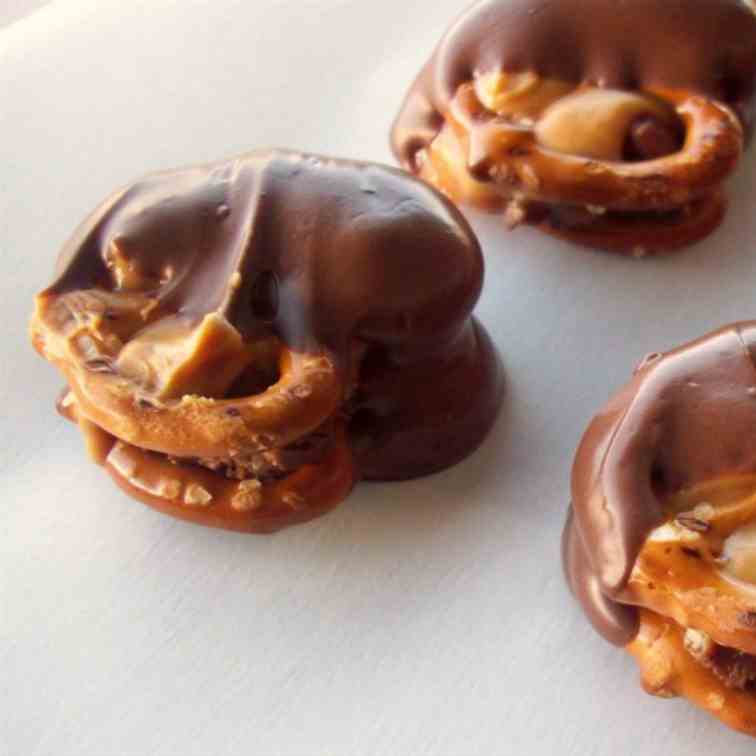 Snickers Pretzel Bites