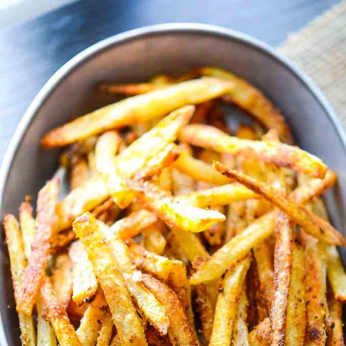 Extremely Crispy Oven Baked French Fries