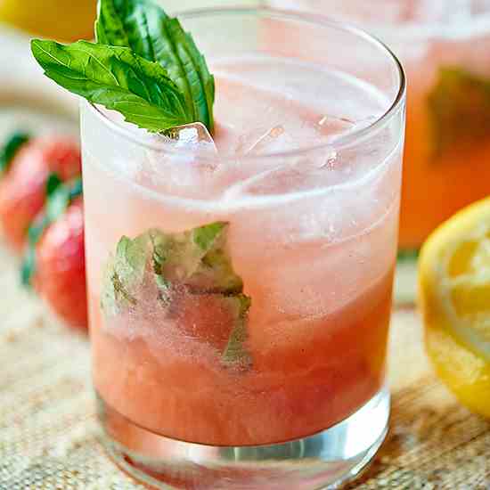 Strawberry Basil Gin Cocktail