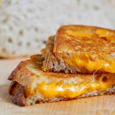 Benny - Joon Grilled Cheese Sandwiches