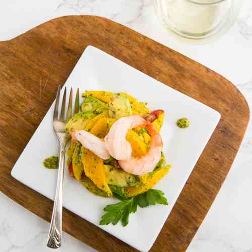 Avocado Shrimp Mango Salad