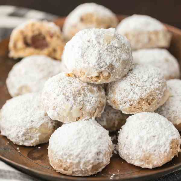 Nutella Stuffed Snowball Cookies