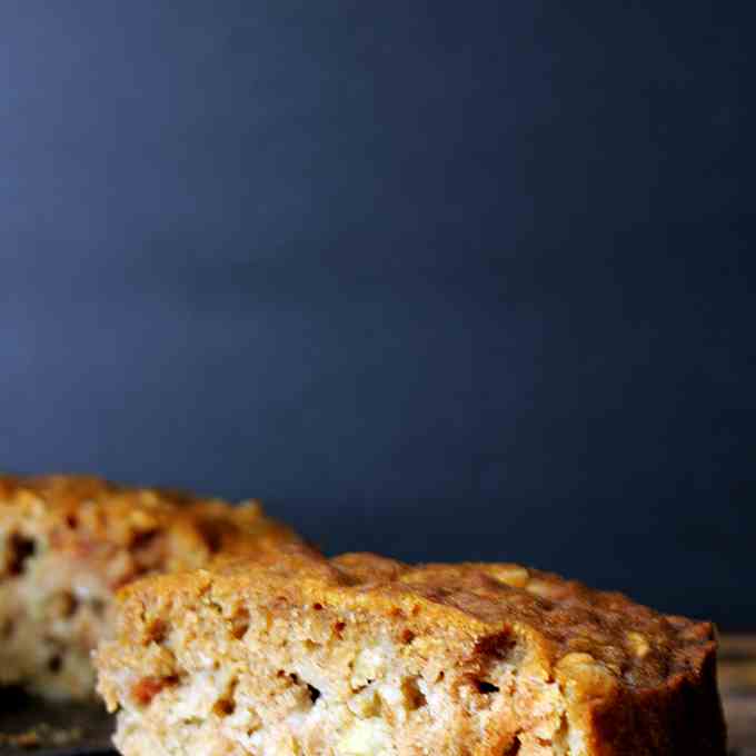 Armenian Apple Chunk Cake