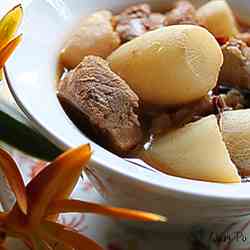 Stewed Lo Bak (turnip) & Pork Ribs