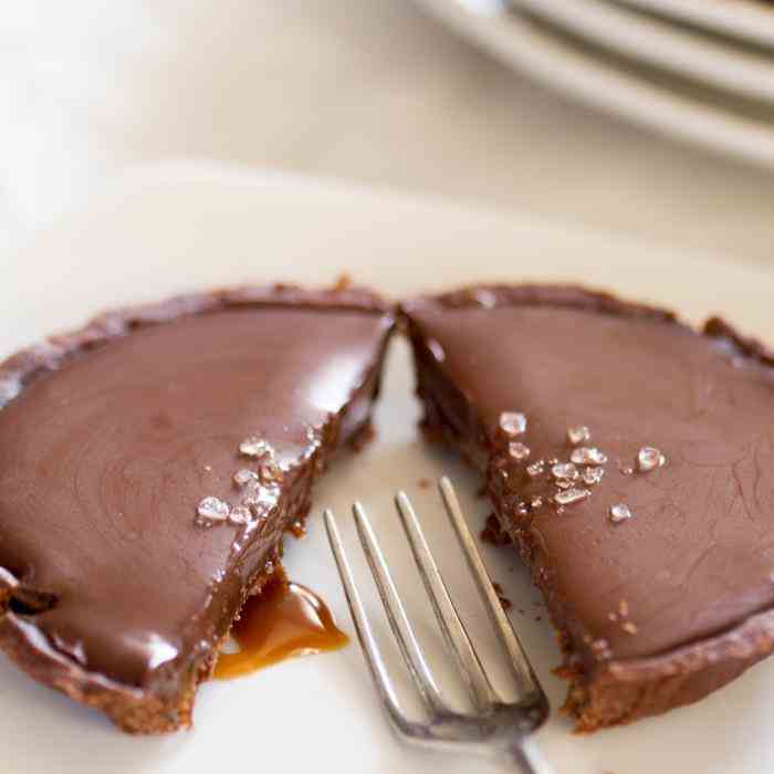 Vegan chocolate and salted caramel tarts