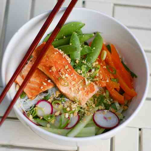 Vietnamese Rice Noodle Salmon Bowl