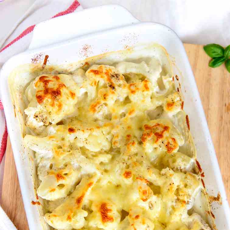 Cheesy Cauliflower Bake