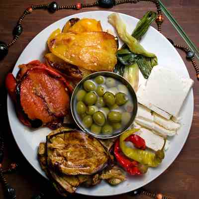 Roasted Veggie Hummus Delight