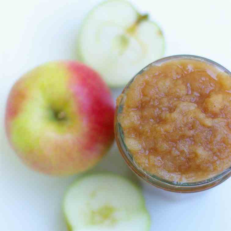 Homemade Apple-Pear Sauce