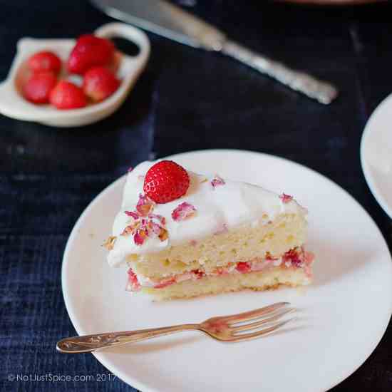 Strawberry Rose Jammy Cake