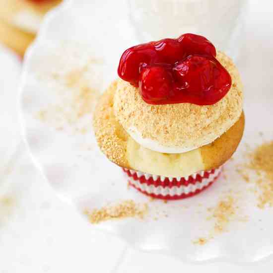 Cherry Cheesecake Cupcakes