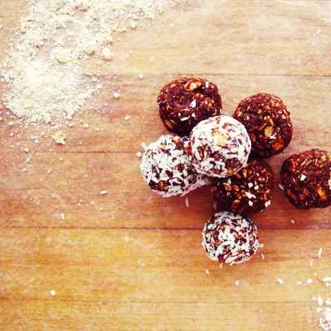 No Bake Pre Workout Chocolate Power Balls