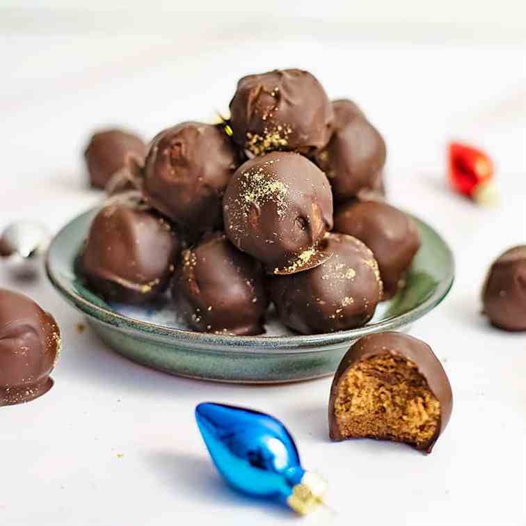 Healthy Gingerbread Truffles