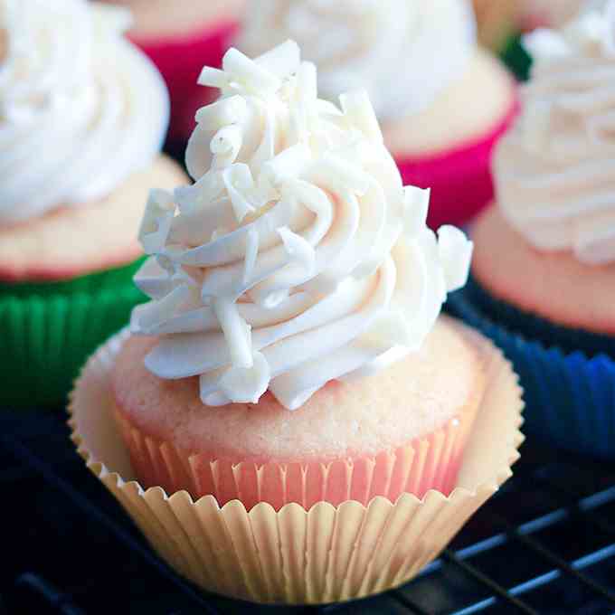 White Chocolate Cupcakes