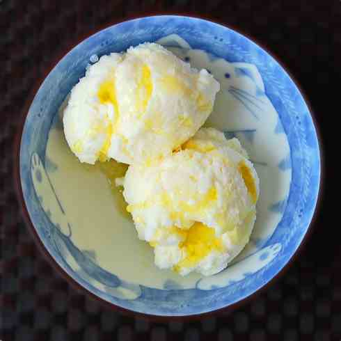 Custard gelato with olive oil and sea salt