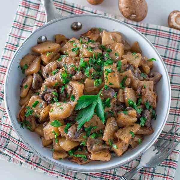 Potatoes with Mushrooms