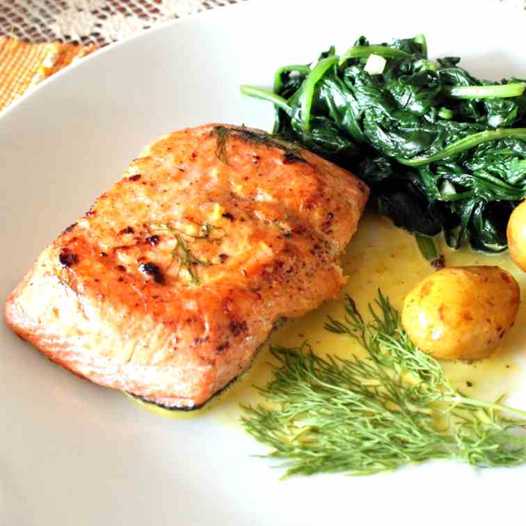 Salmon with Saffron Foam Sauce