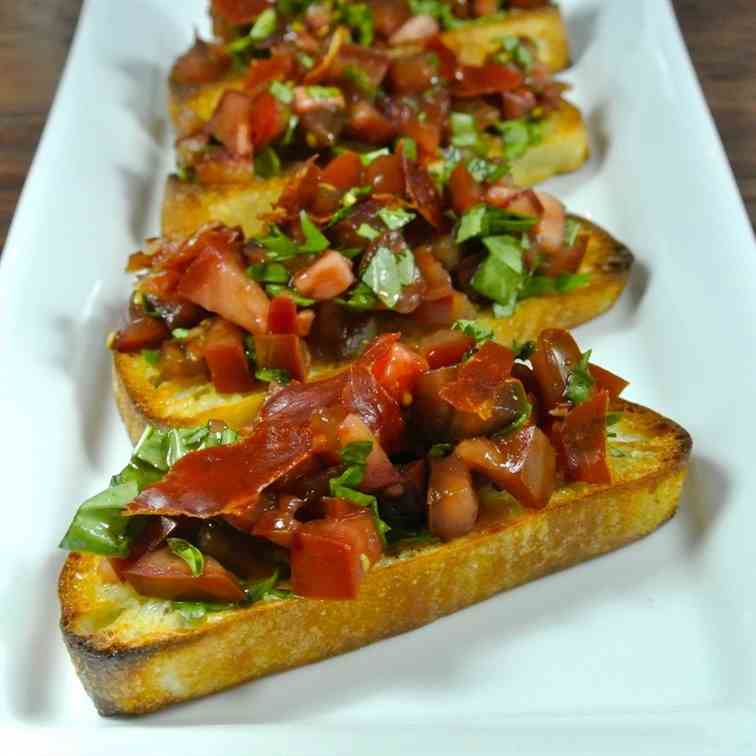 Tomato and crispy prosciutto bruschetta