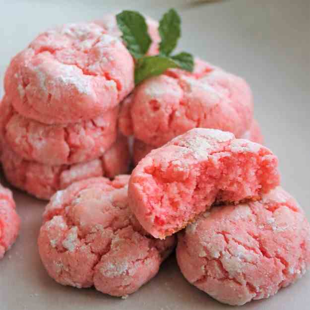 Strawberry Shortcake Gooey Butter Cookies
