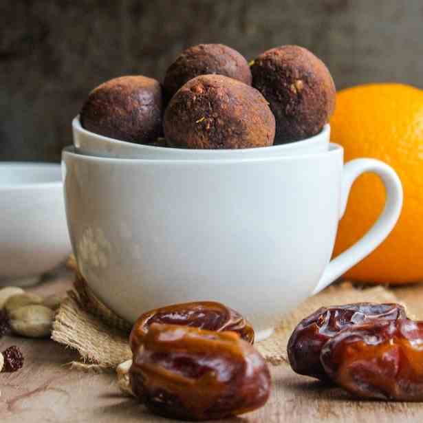 Homemade Chocolate Orange Nakd Bites
