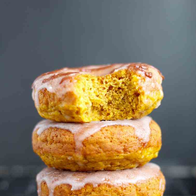 Pumpkin Baked Donut Recipe (Vegan)