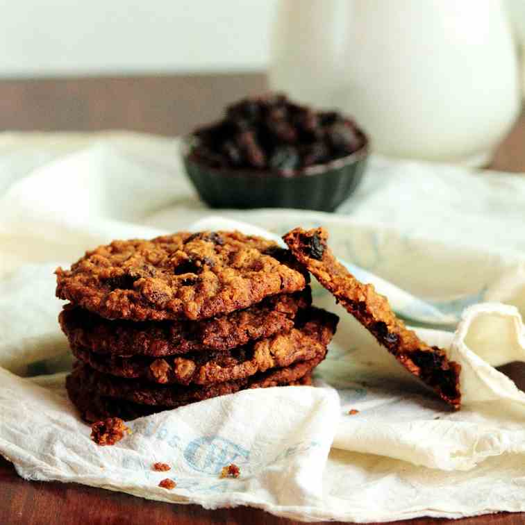 Oatmeal Raisin Crisps