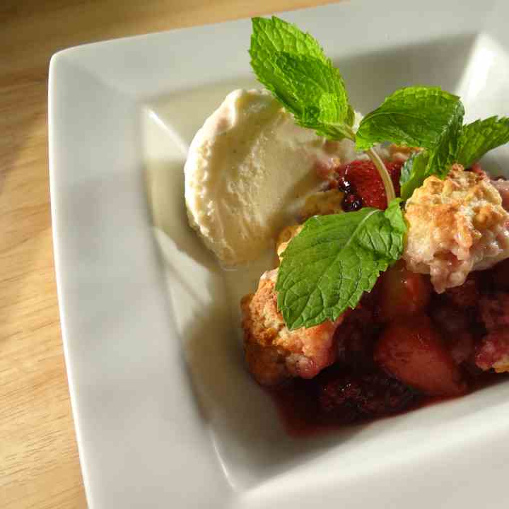 Fresh Nectarine and Berry Cobbler