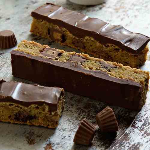 Peanut Butter Cup Cookie Bars