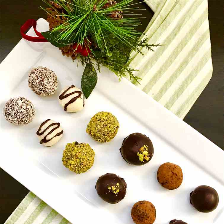 Raw Vegan Chocolate Truffles