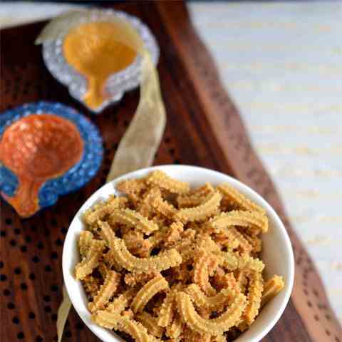 Besan Murukku 