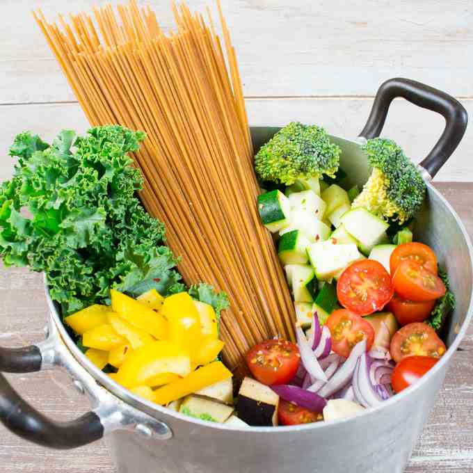 One Pot Spaghetti with Vegetables