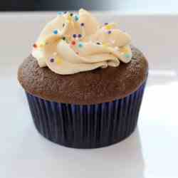 Chocolate Chip Cookie Dough Cupcakes