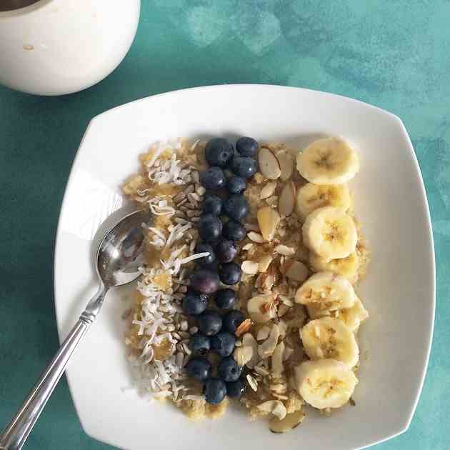 Quinoa Breakfast Bowls 