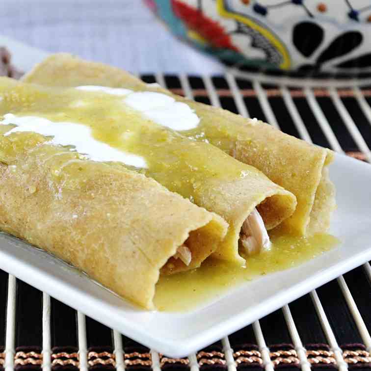 green enchiladas with chicken meat