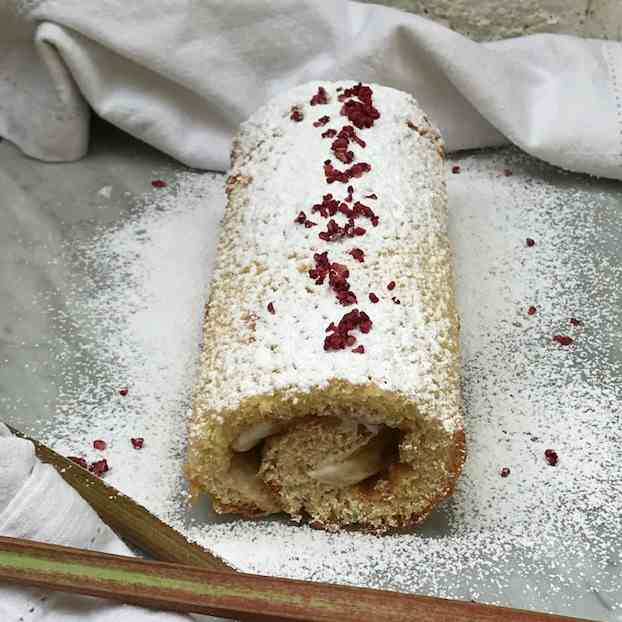 Rhubarb Roulade