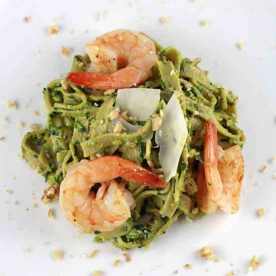 Arugula Walnut Pesto Pasta with Shrimp