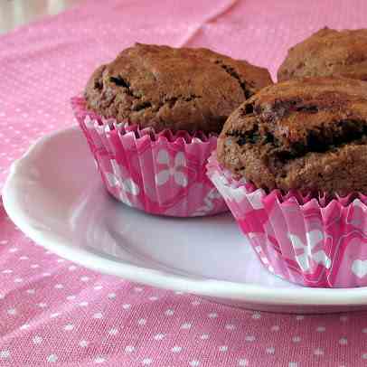 Chocolate Muffin with Vanilla Cream Fillin