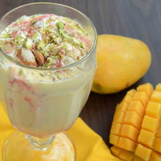 Mango Milkshake - How to Make Mango Shake