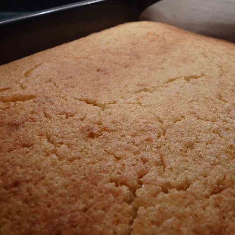 Moist Cornbread Cake