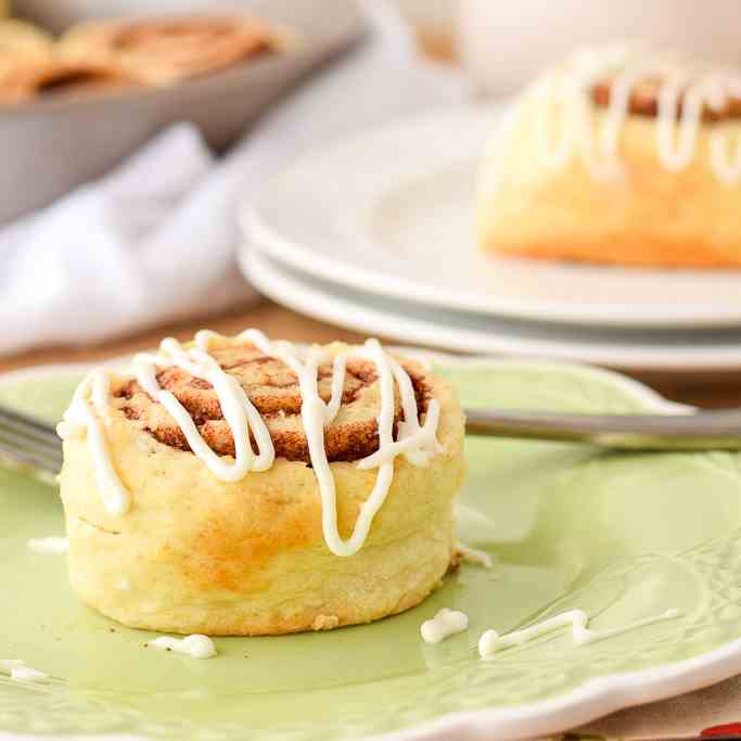 Easy No Yeast Cinnamon Rolls