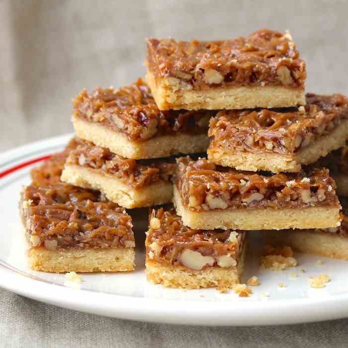 Praline Pecan Coconut Shortbread Bars