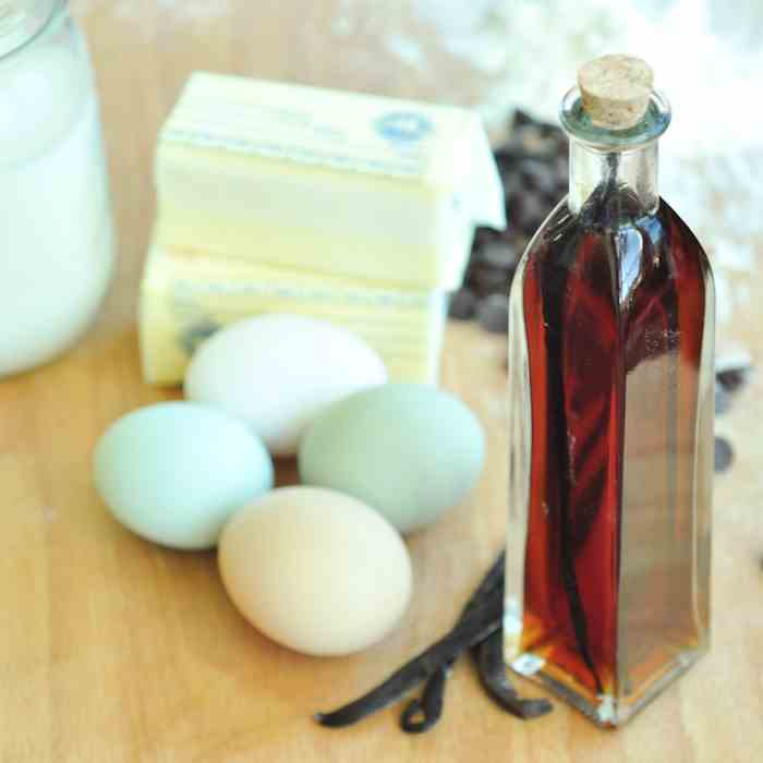 Homemade Vanilla Extract