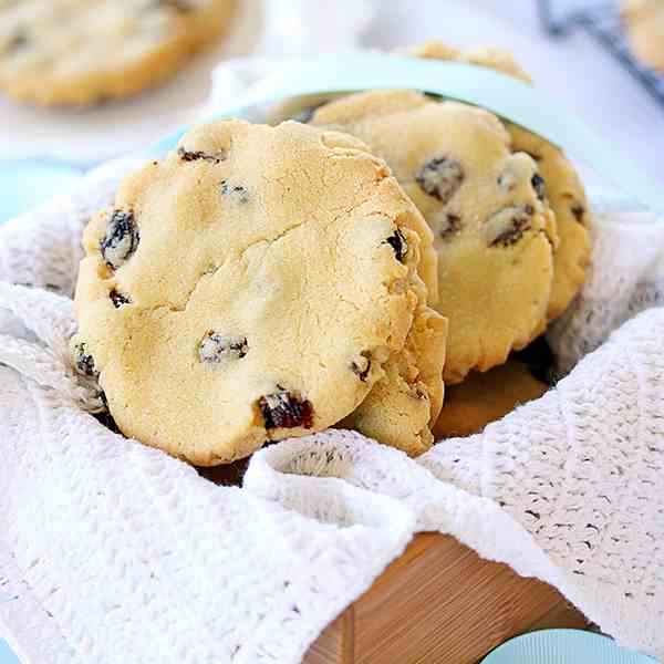 Buttery Sultana Cookies