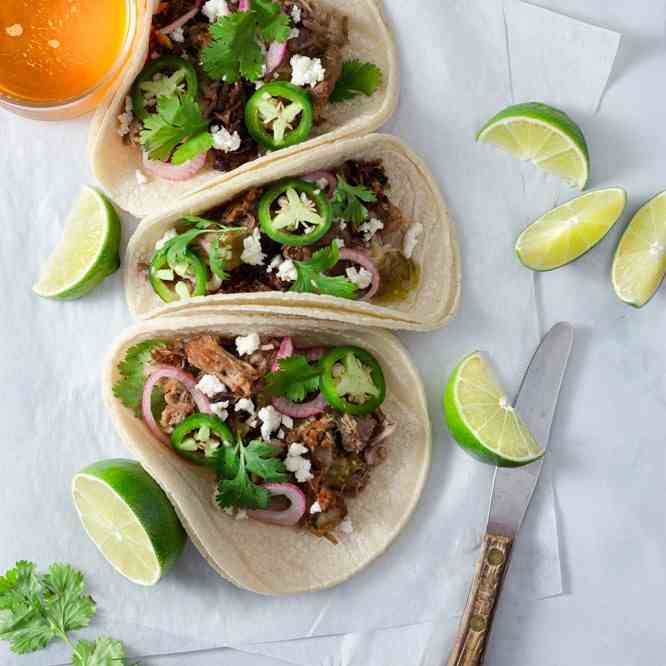 Instant Pot Carnitas Tacos